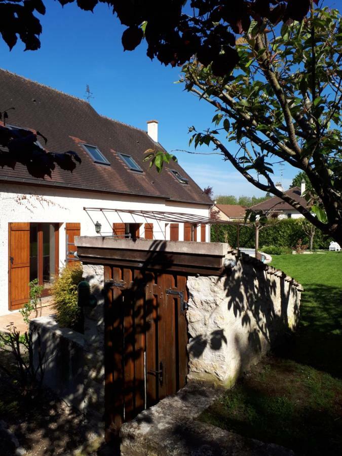 Au Chat Perche Mareil-sur-Mauldre Luaran gambar